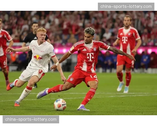 拜仁慕尼黑5-0大胜柏林联,凯恩戴帽锁定本月最佳球员